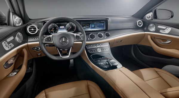 2017-Mercedes-E-Class-Interior-Carscoops2