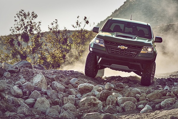 2017-Chevrolet-Colorado-ZR2-6