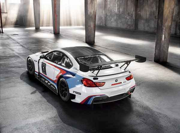 BMW-M6-GT3-4