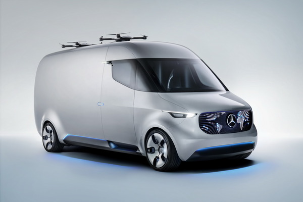 Mercedes-Vision-EV-Van-02