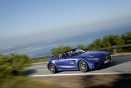 26a8db33-mercedes-amg-gt-r-roadster-27