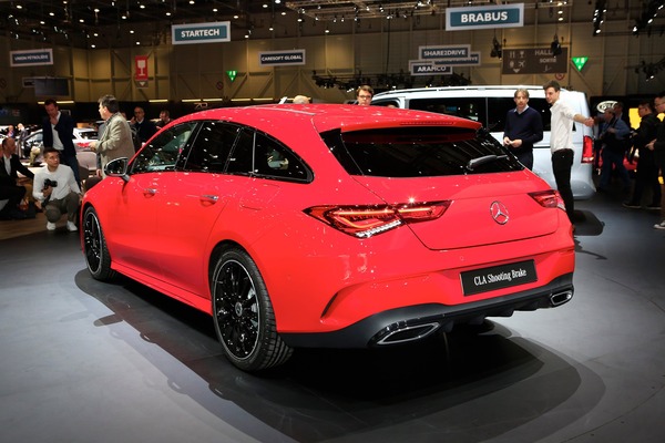 cbb595ae-2019-mercedes-cla-shooting-brake-geneva-22