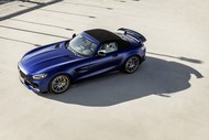 c66d4459-mercedes-amg-gt-r-roadster-2