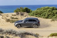 f056c67e-2020-mercedes-glc-facelift-8