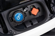 0c339453-nissan-leaf-e-2