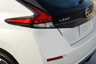 92e2d4e5-nissan-leaf-e-25