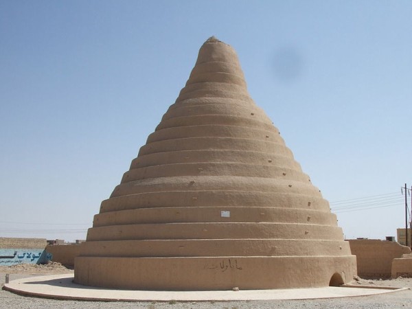 800px-Yakhchal_of_Yazd_province