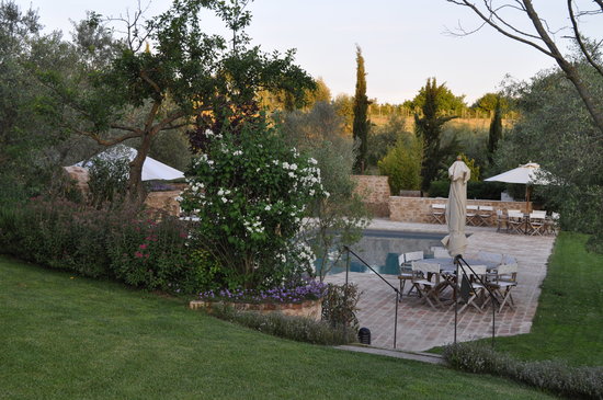 Fattorie Santo Pietro - San Gimignano.