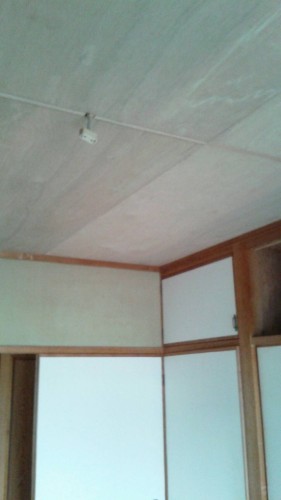 江藤邸クロス　１８