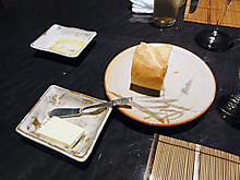 お替り自由のフランスパン Dsc04298_3