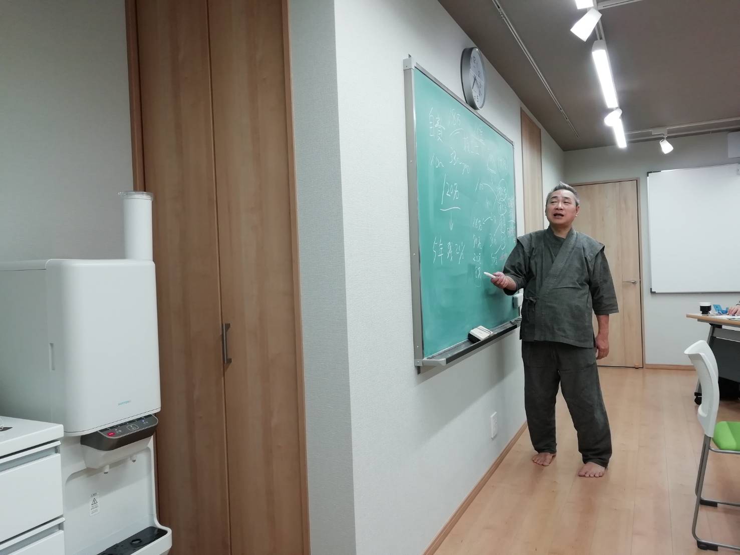 127edc39-f40d-4c05-bced-3b8d48dd8602