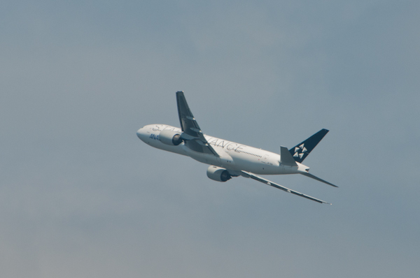 スタアラ(レジ:JA712A)