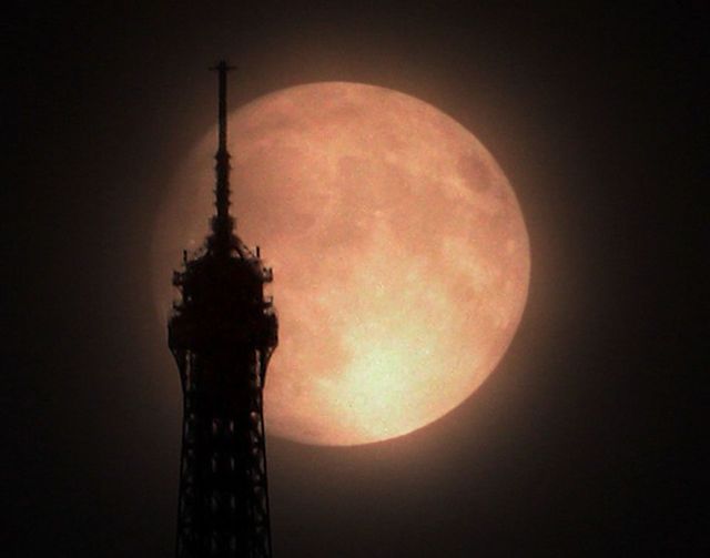 image:8月11日、今年最大の満月「スーパームーン」が見える