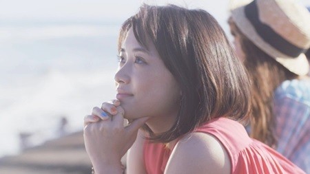 大原櫻子、新曲『真夏の太陽』MVにペナルティ･ヒデが登場! BBQを指南