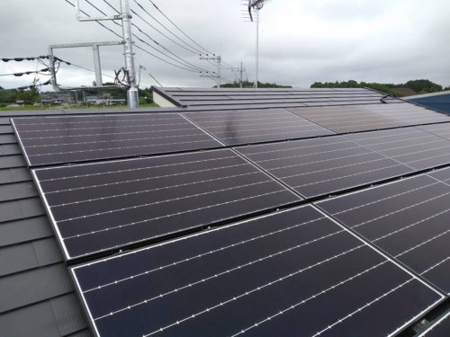 常総市 住宅用太陽光発電システムと窓シャッターを施工しました Ohnosangyoのブログ