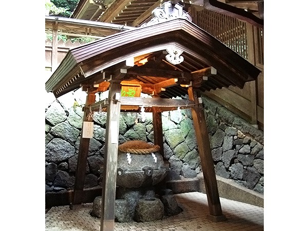 【18】薬井戸 (くすりいど)