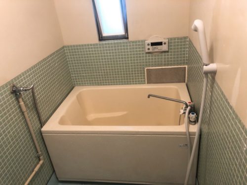 シャワー水栓 キッチン水栓 市営住宅お風呂 給湯器取り付け工事 給湯 コム シャワー水栓 キッチン水栓 市営住宅お風呂 給湯器取り付け工事 給湯 コム