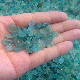 ブルーアパタイト(Blue apatite)/小原石・ラフロックタンブル・チップ