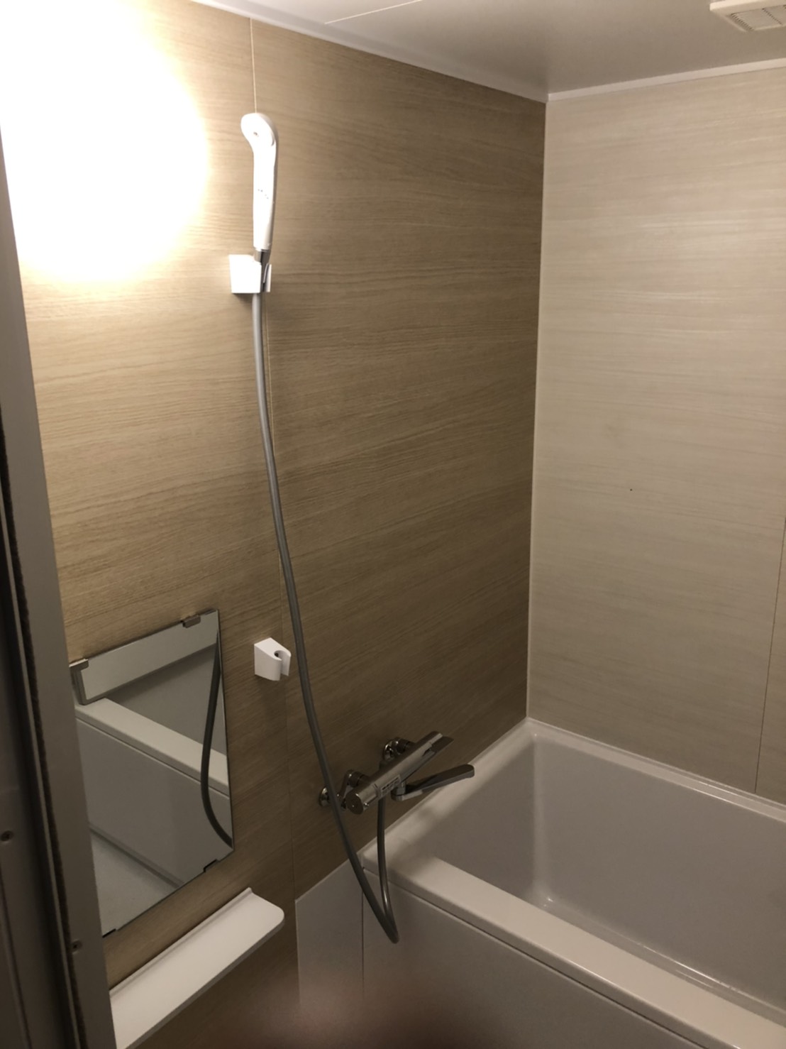 5818FCAF-B81C-4EA6-83B9-33A135D86BD6