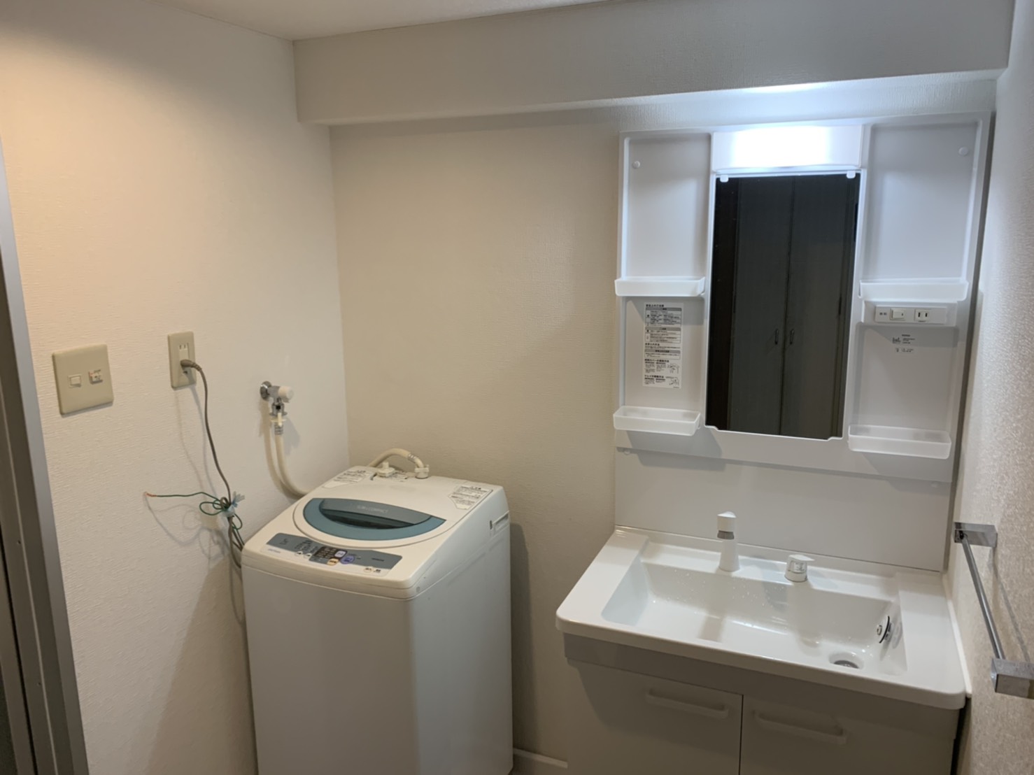 207FDDBC-EB4F-4B39-A871-D18E9951CBC5