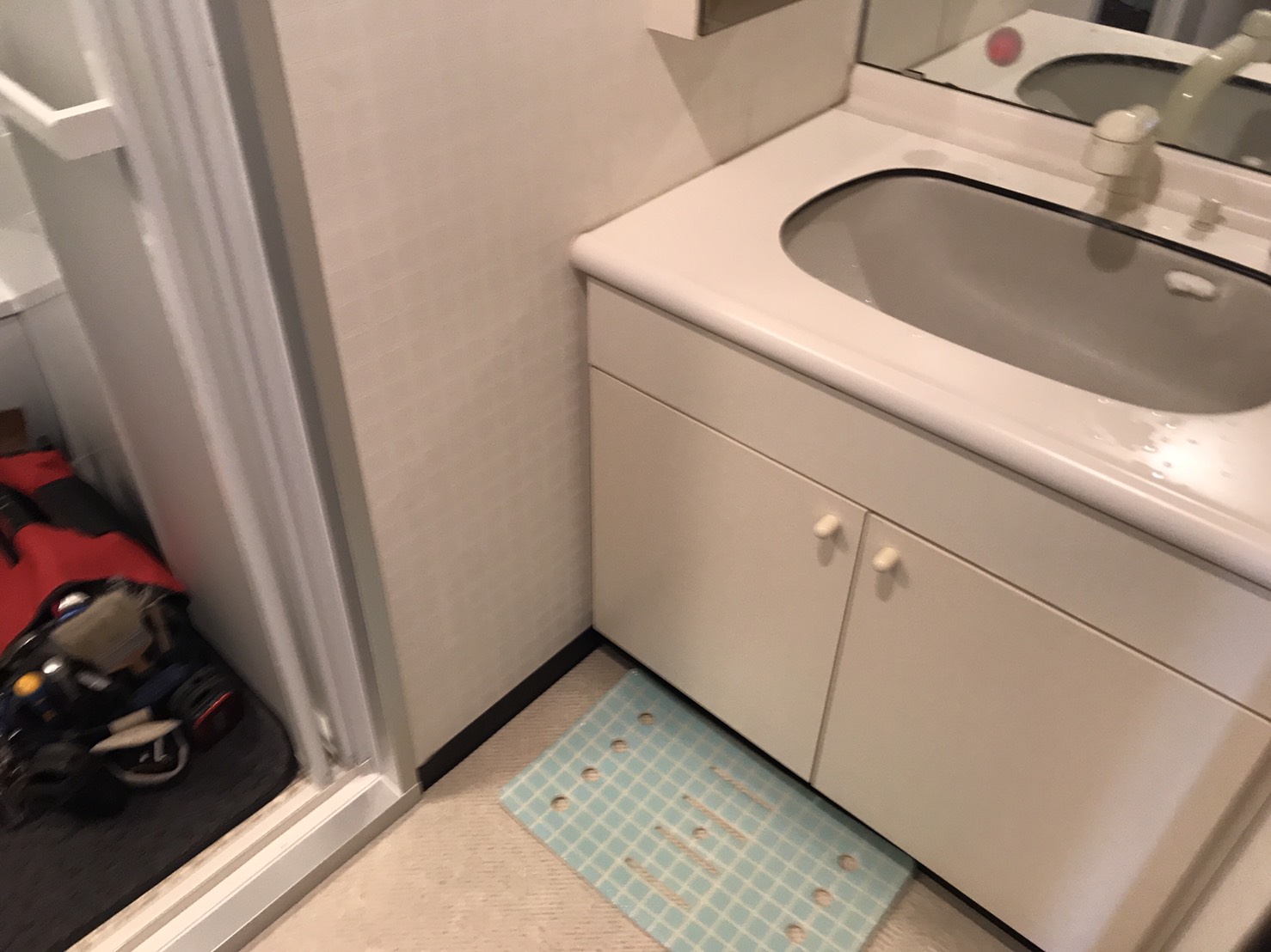 58CA5D86-7E0B-4545-8B60-9F6AFDEF1999