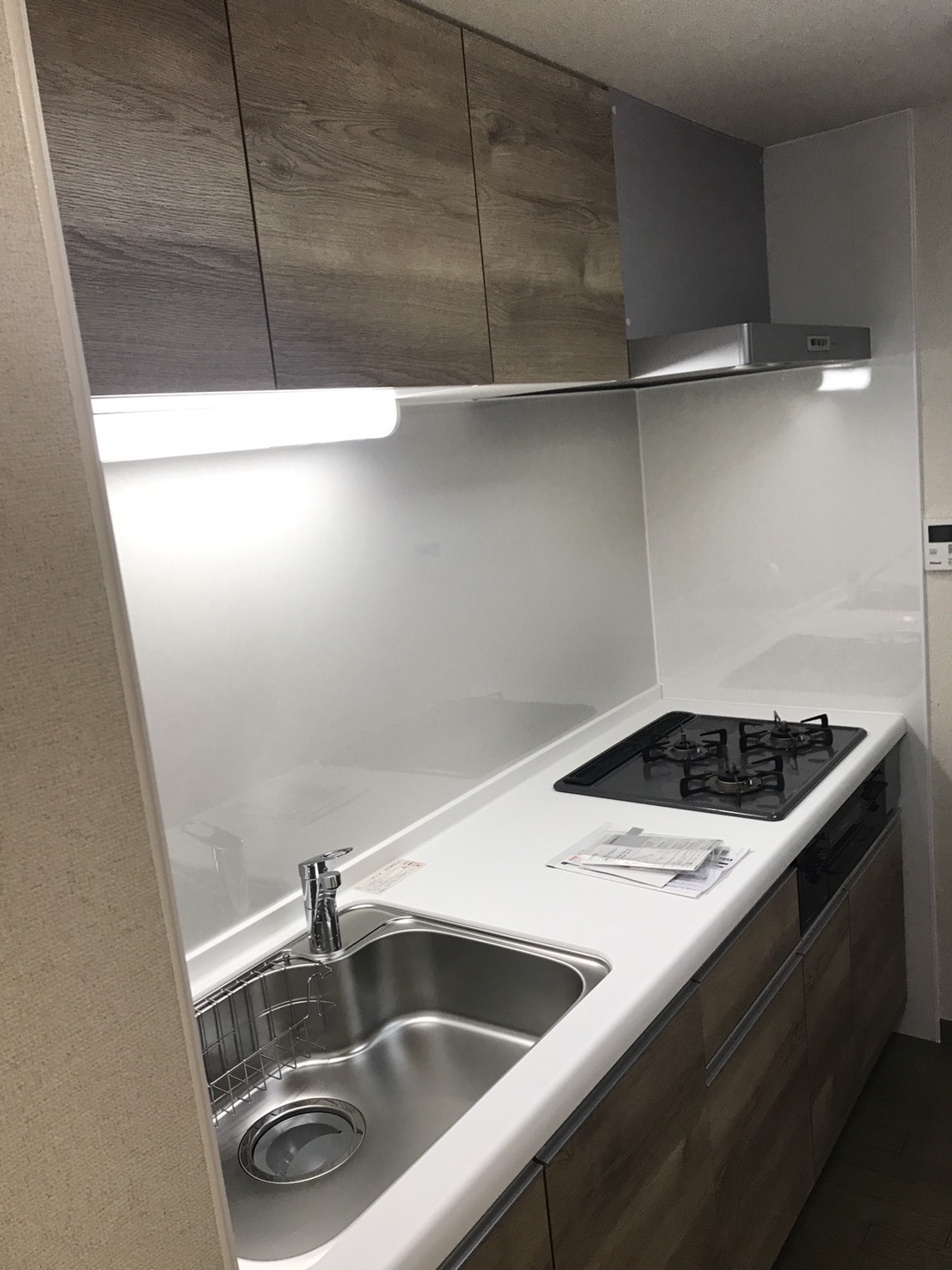 4195C1FC-7D26-4D4A-8395-B1EA099AC200