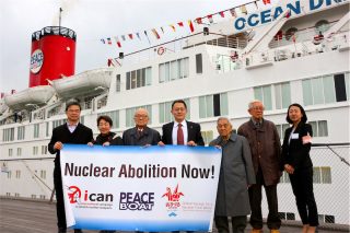 【出航】船体にICAN（核兵器廃絶国際キャンペーン）ロゴを掲げ、第96回ピースボートが出航しました！
