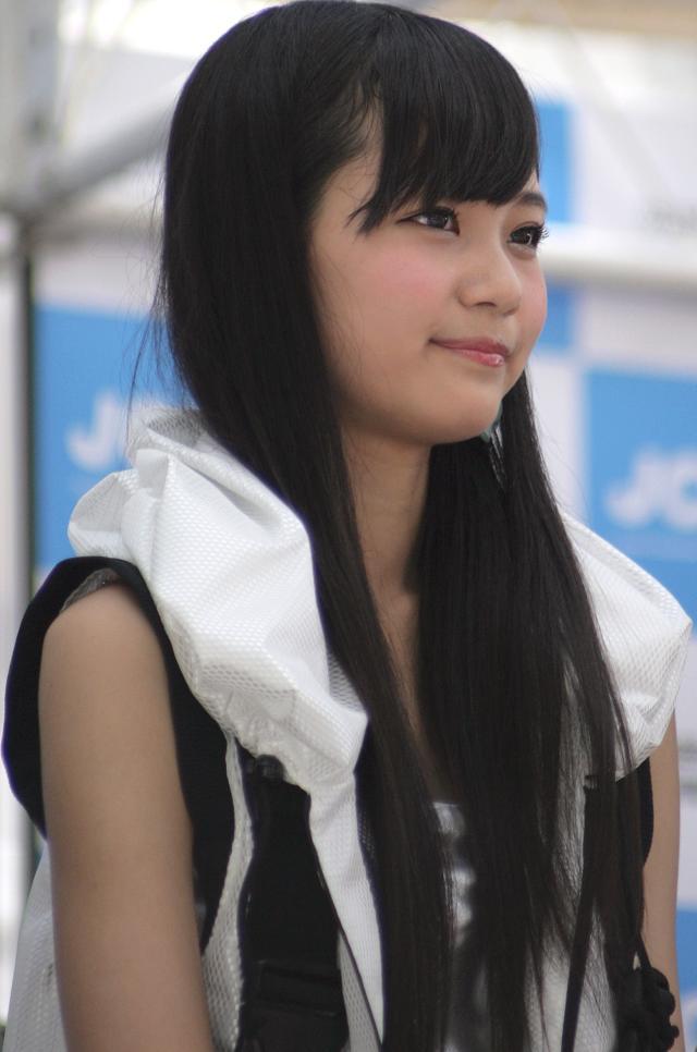 黒瀬サラ20120819JR新宿東口ZR0C0176TRRT44