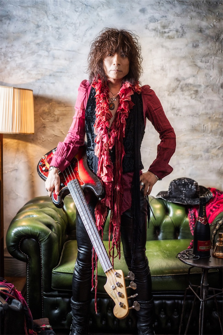 THE YELLOW MONKEYのベーシスト 廣瀬"HEESEY"洋一、4年ぶりのフルアルバム「ODYSSEY」が5月16日発売！