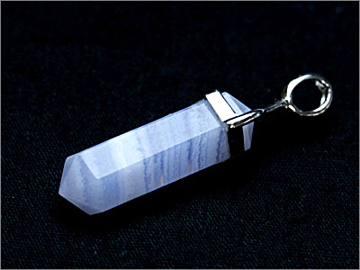 ブルーレースカルセドニー 神の石の波動