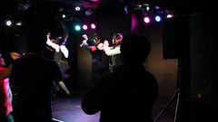 7008417_2181101402_12small