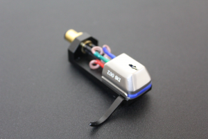 DS AUDIO DS002光カートリッジ
