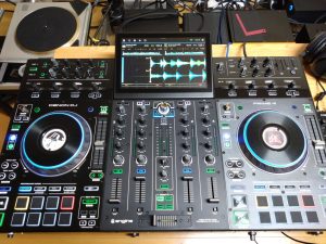 DENON DJ PRIME 4