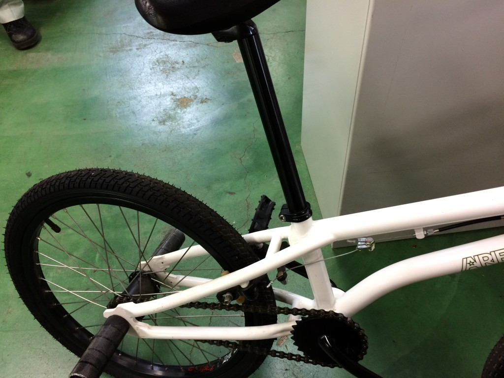 ARES　BYKES　BMX　自転車