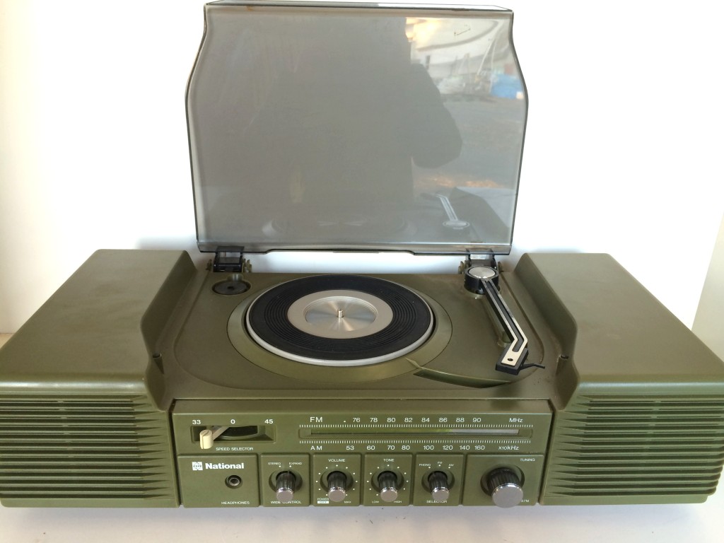 ナショナル・ラジオレコードプレイヤーSF-157N 