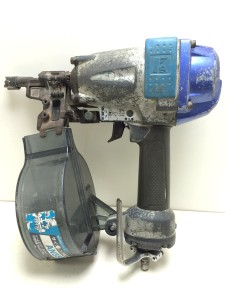 マキタmakitaエア釘打機AN552