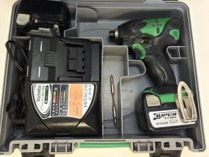 日立コードレスインパクトドライバWH14DSL2