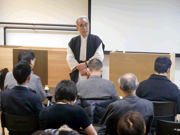 行徳哲男