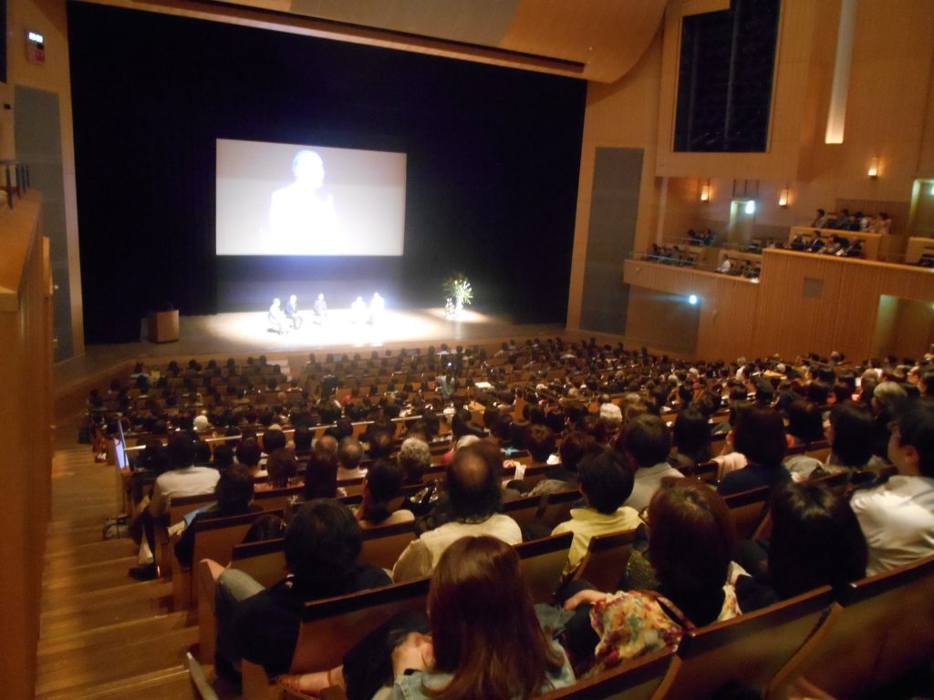 限りなく透明に凛として生きる