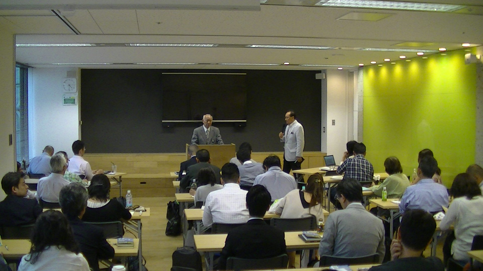 2017年6月3日 東京思風塾　テーマ「人間主義経済の到来～社会性と事業性との異次元マッチング経営の実例」