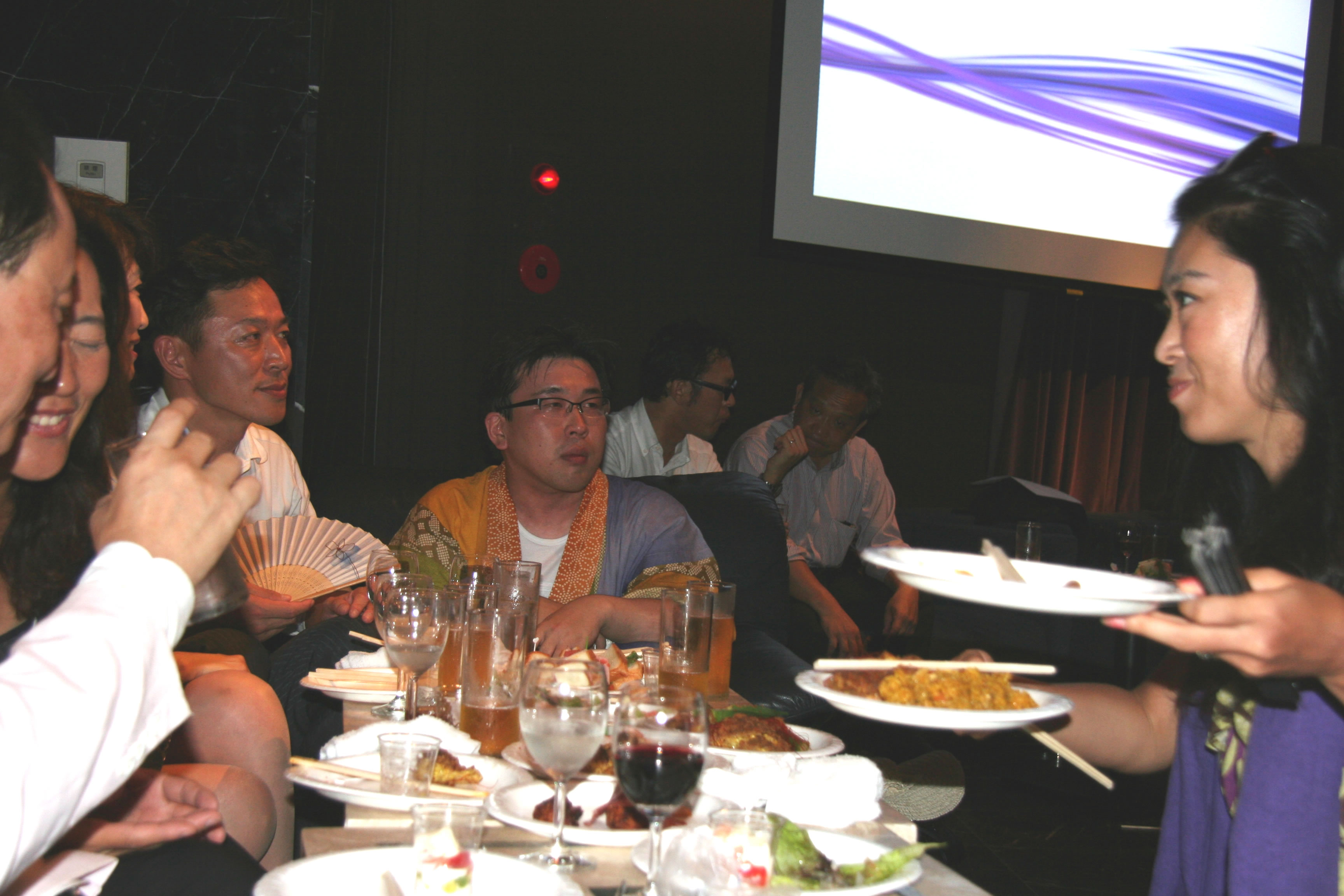 会社創立パーティー