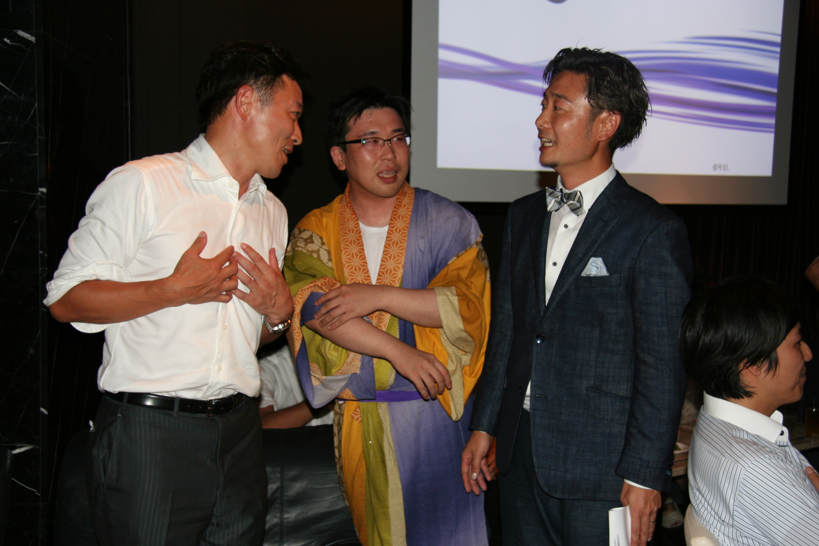 会社創立パーティー