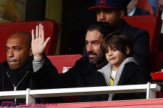 アーセナルの無敗優勝メンバー、ピレス氏の7歳息子が下部組織でトレーニング アーセナルの無敗優勝メンバー、ピレス氏の7歳息子が下部組織でトレーニング