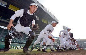 ＜選抜高校野球＞古豪２校・松山東と桐蔭、春の舞台に再び