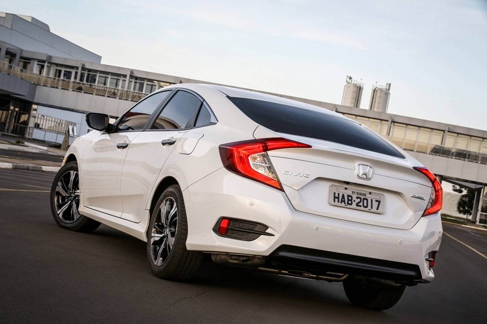 Honda Civic 17 Co Lượng Tieu Thụ Vượt Trội Alzkmaのブログ
