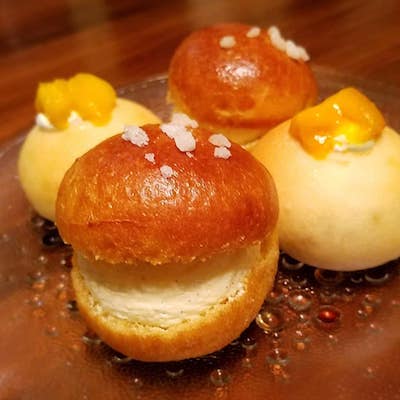 マンゴー大福アンパンとレモンクリームのトロペジェンヌ 本日の美味しいパン ほぼ毎日うさぎっこ通信 Webクリエイター 松島タツオ 札幌市在住