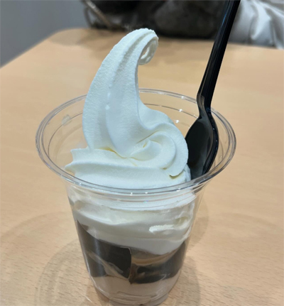 “コーヒーモカソフト”