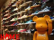 HOME ONLINE店  国内外の限定モデルから定番モデルまで幅広く取り揃えています