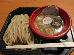 ブレない旨さは王者の風格！あの名店がシバヒロに！！　＠『六厘舎』最強ラーメンFes,