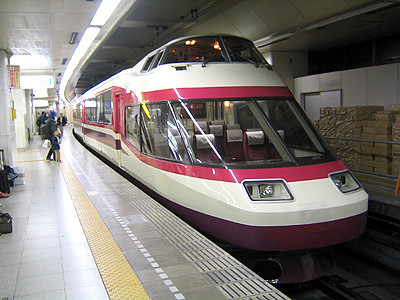 ロマンスカー
